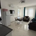 Elitas Aparthotel 3*